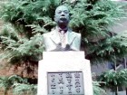 老校長胸像